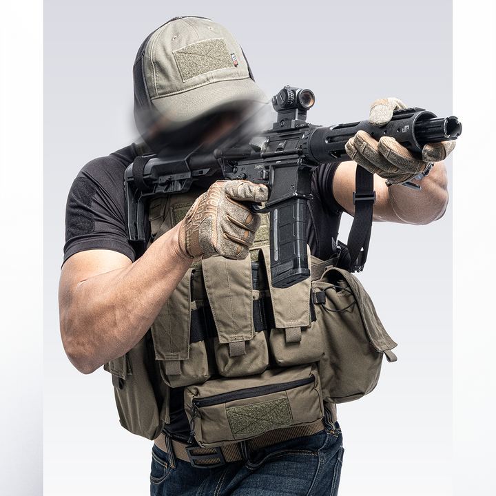คนยิงปืนโดยใช้งาน VALOR PX - Reinforce Chest Rig