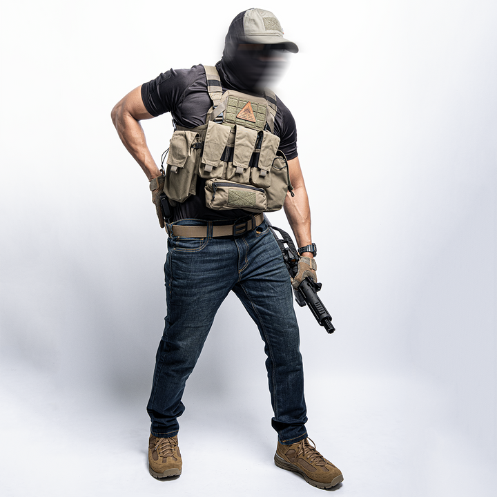 คนจำลองการใช้ VALOR PX - Reinforce Chest Rig 